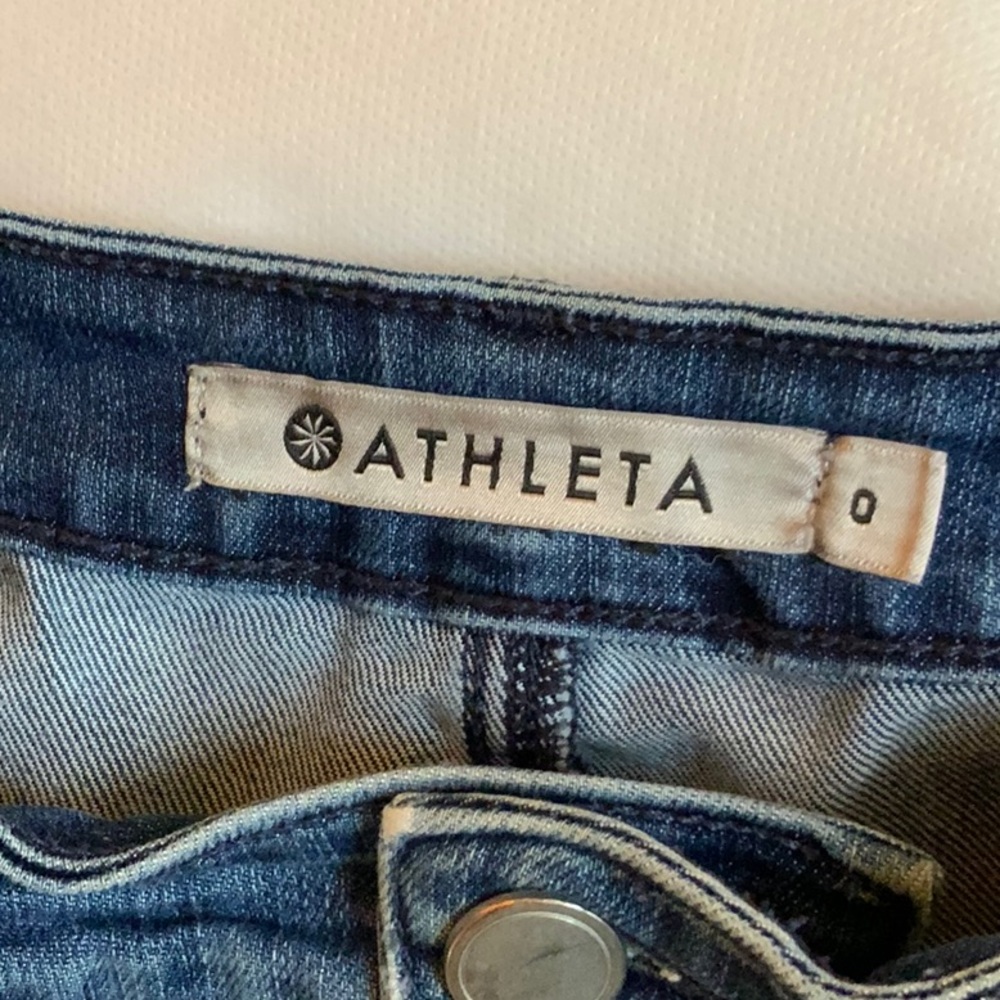 Athleta Women's Straight leg Sculptek Jeans in Dark Blue - Picture 3 of 5